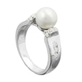 Ring mit 7mm Zuchtperle und vielen Zirkonias rhodiniert Silber 925